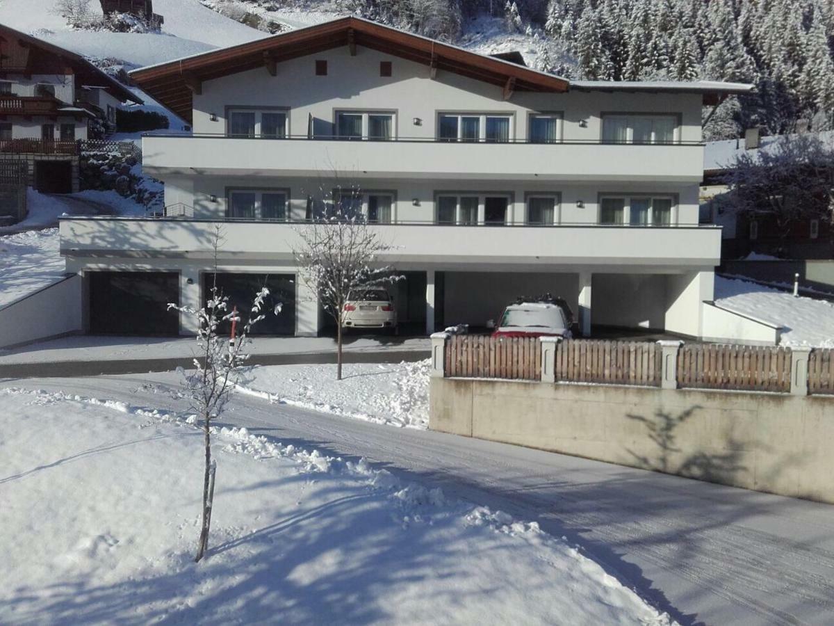 Apart Alpin Hippach Exterior photo